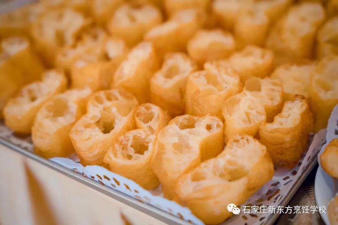 千元创业，冬季爆款餐饮小吃项目推荐：无矾油条